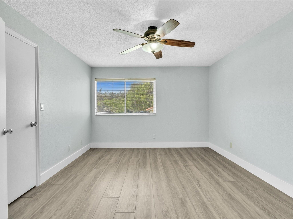 731 Vista Isles Drive - Photo 13