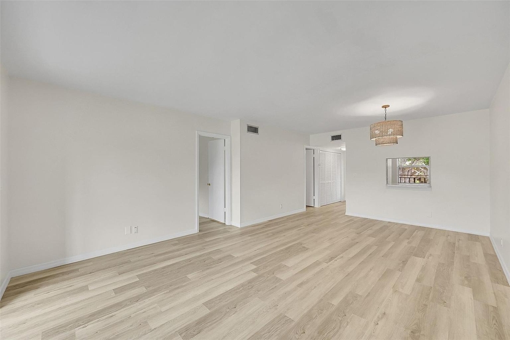 23 Abbey Lane - Photo 7
