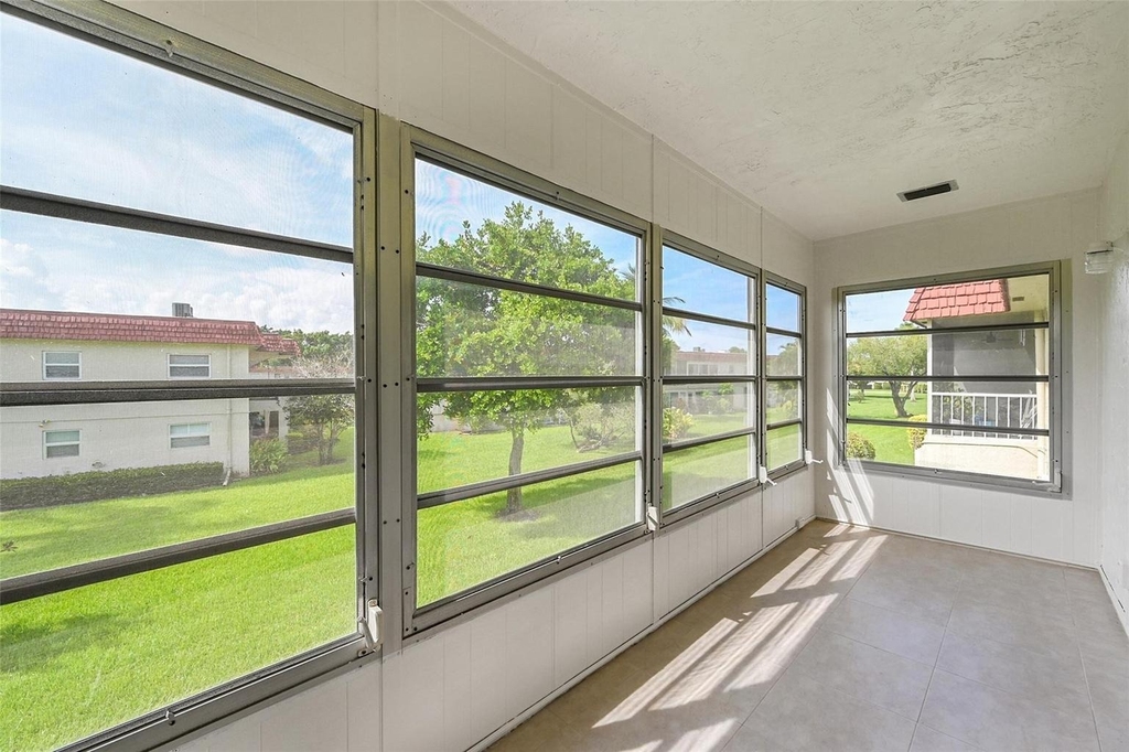 23 Abbey Lane - Photo 17