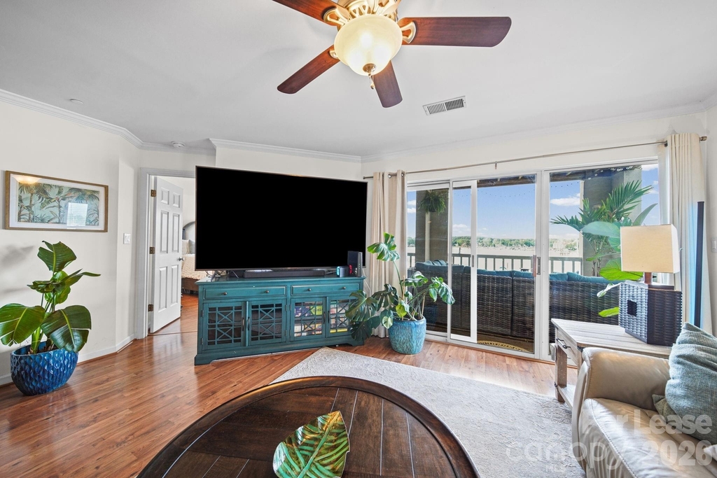 18637 Vineyard Point Lane - Photo 5