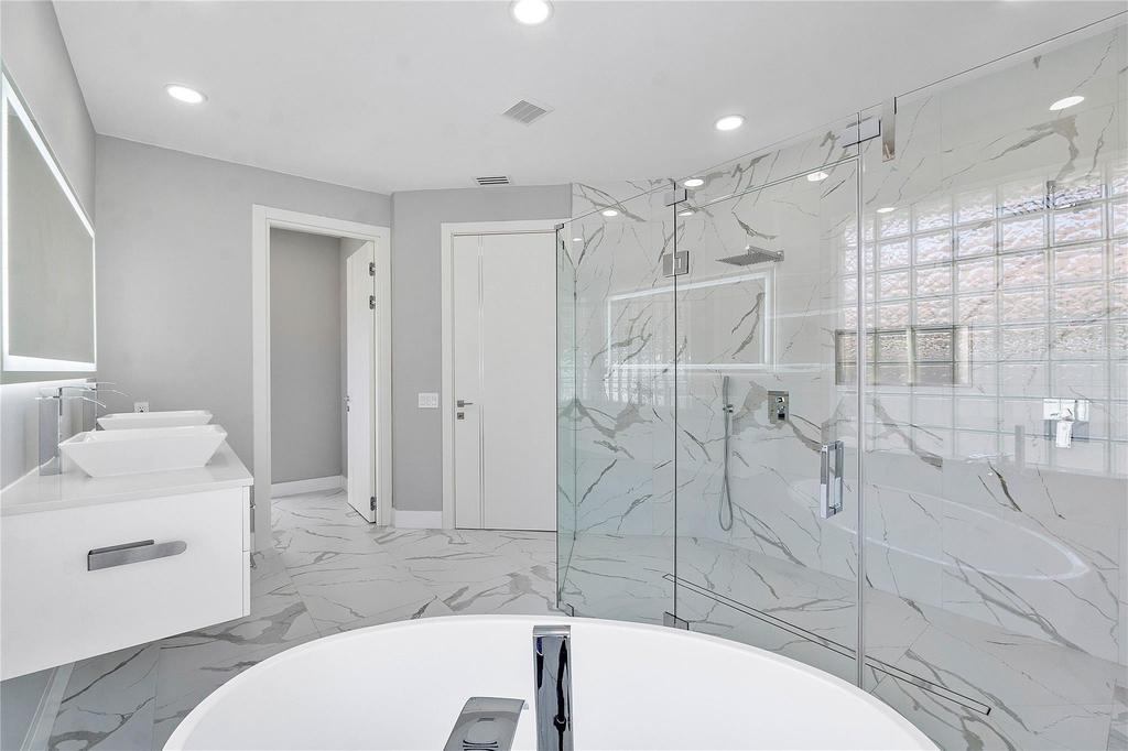410 Sabal Way - Photo 12