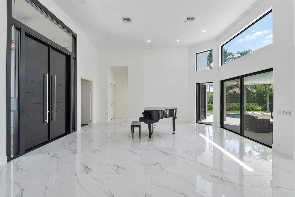 410 Sabal Way - Photo 32