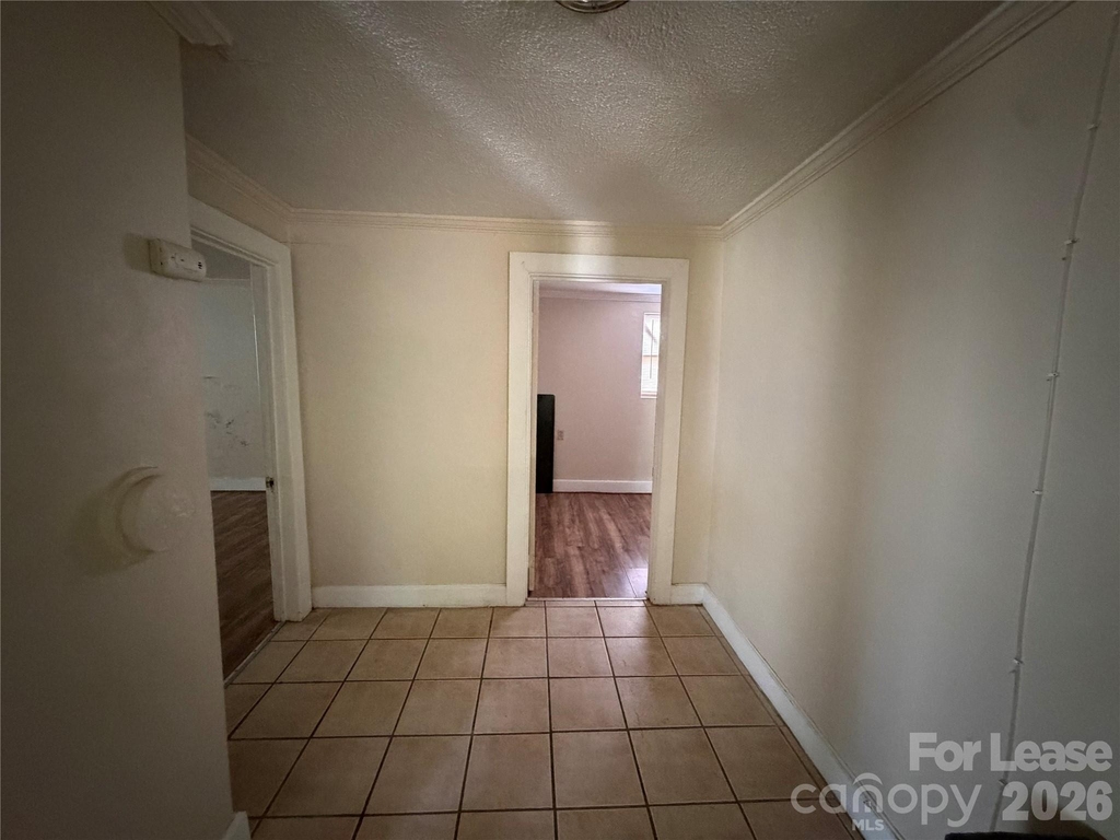 325 Chambers Street - Photo 6