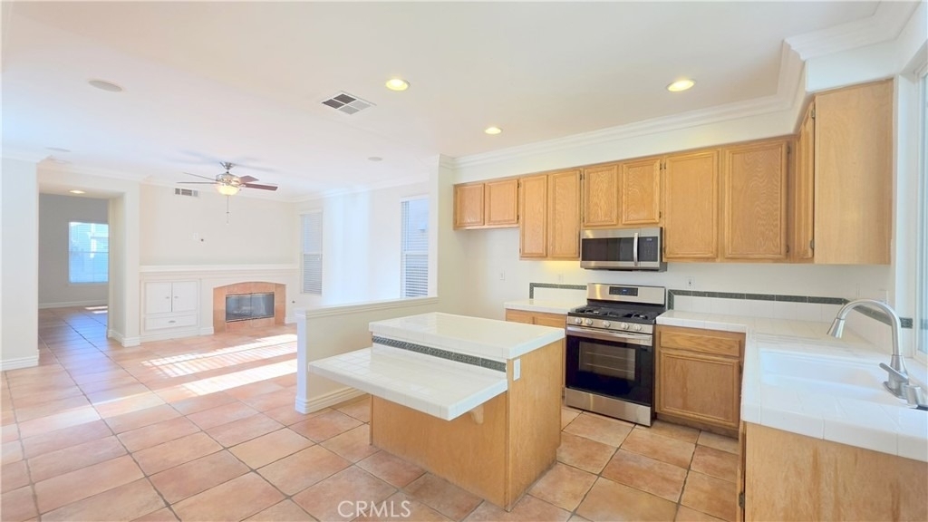 324 Lydia Lane - Photo 5