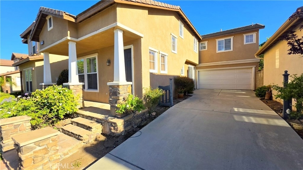 324 Lydia Lane - Photo 1