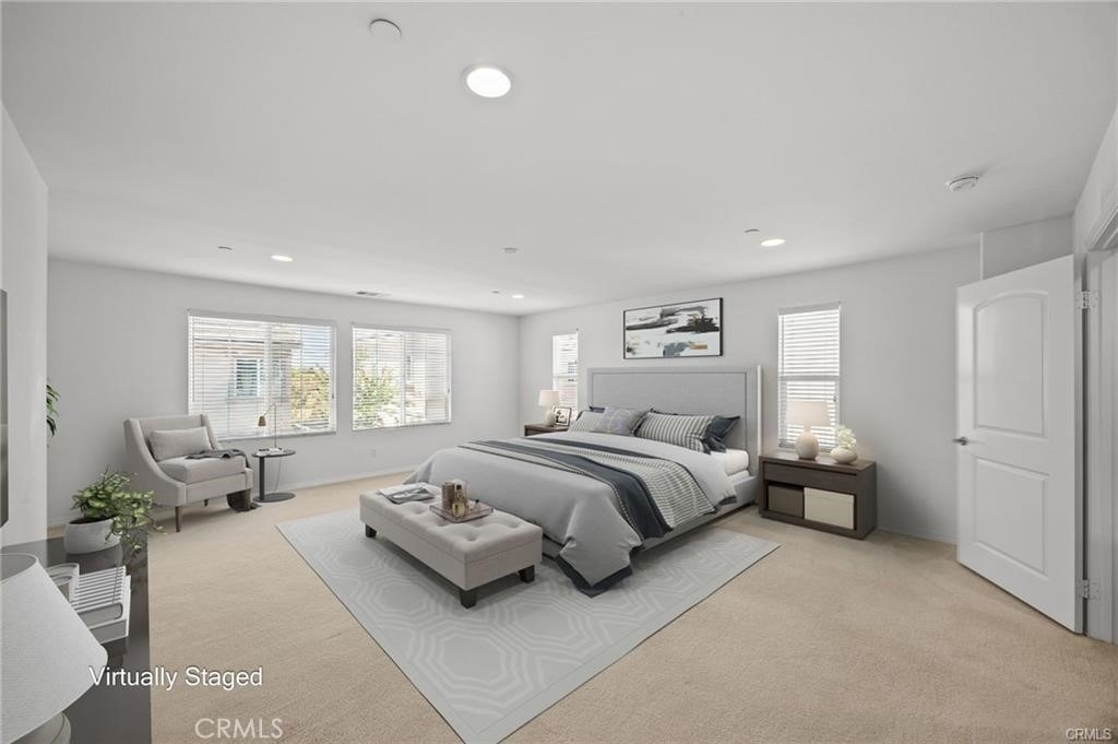 819 Mitchell - Photo 2