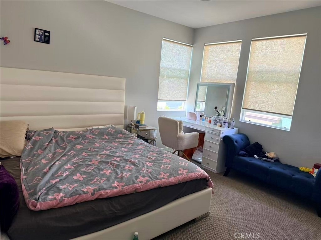 713 Manhattan Drive - Photo 5