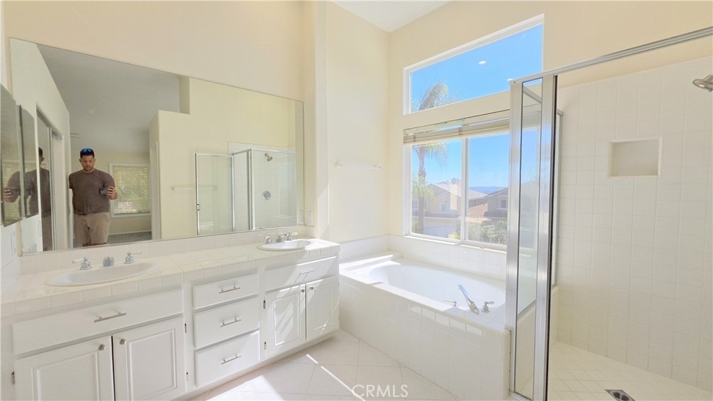 38 Hawk Hill - Photo 18