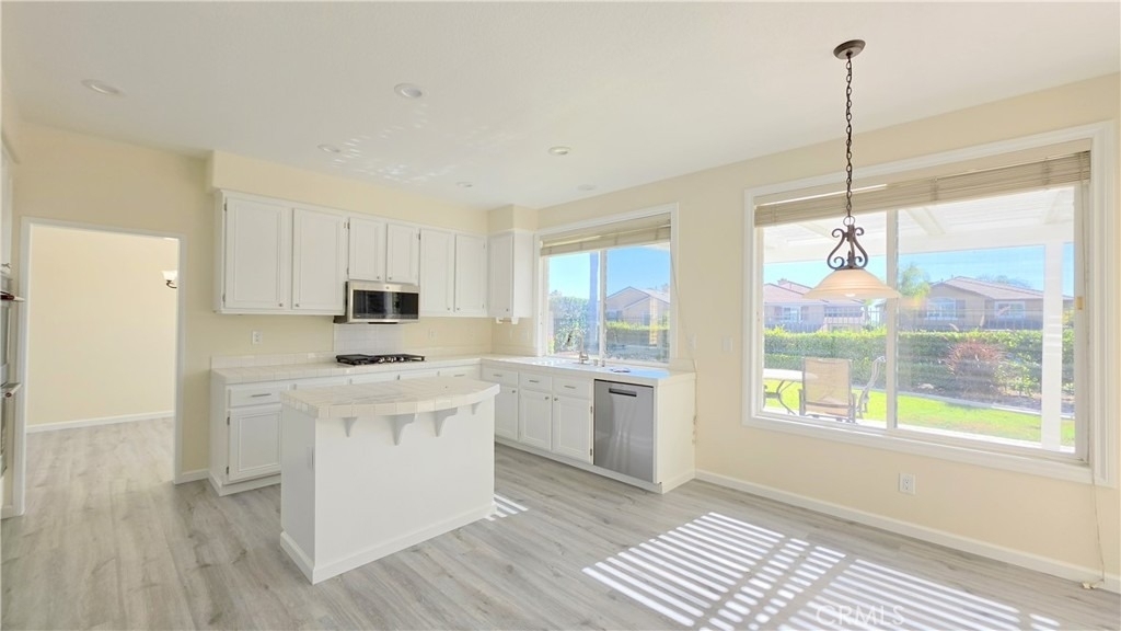 38 Hawk Hill - Photo 1