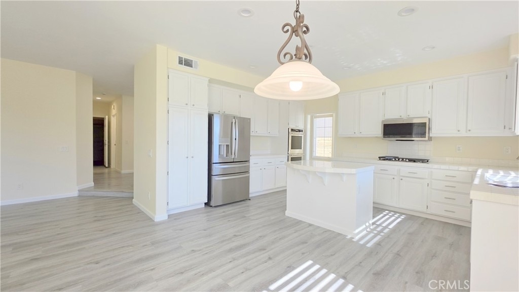 38 Hawk Hill - Photo 2