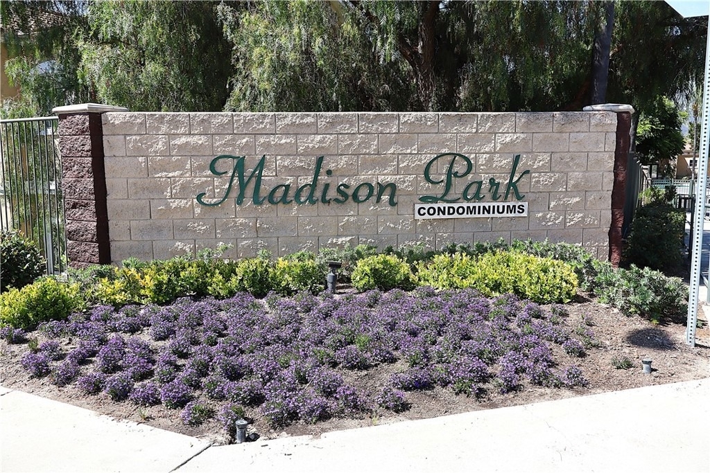 24909 Madison - Photo 0