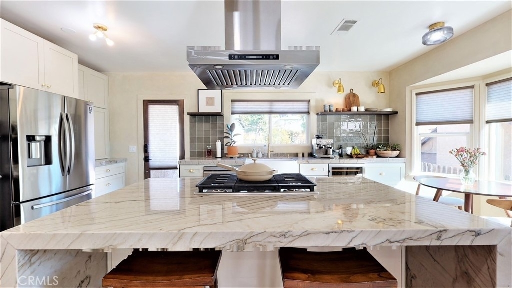 1225 Colorado - Photo 3