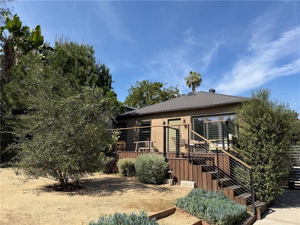 1225 Colorado - Photo 1