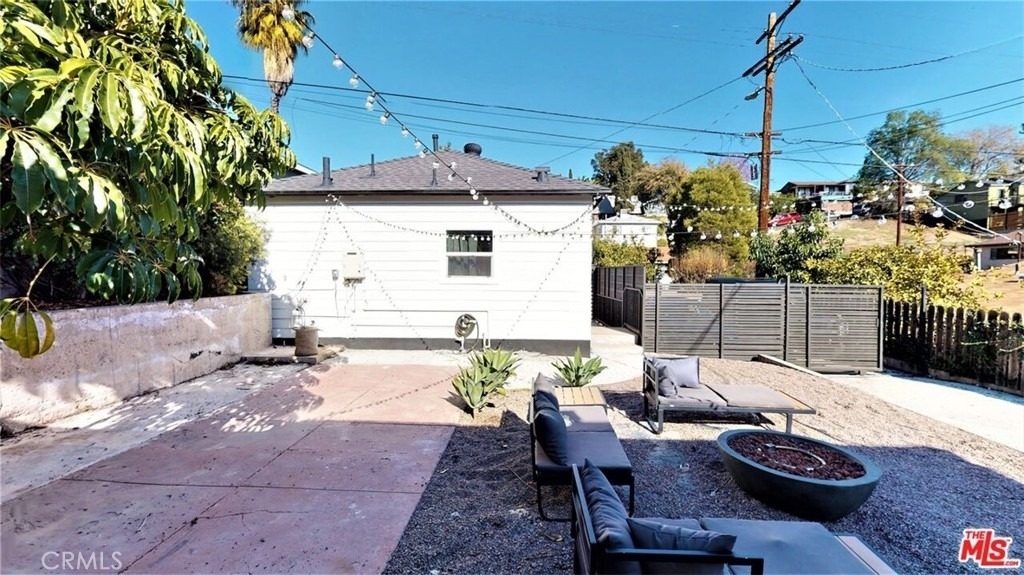 1225 Colorado - Photo 11