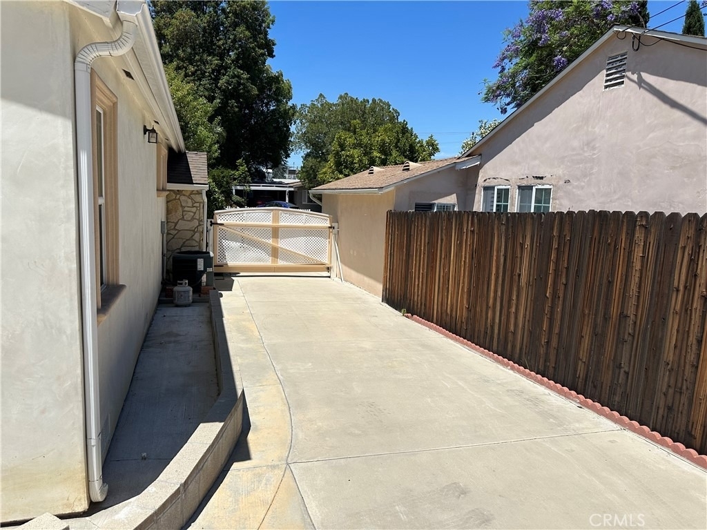 5322 Don Pio Drive - Photo 23