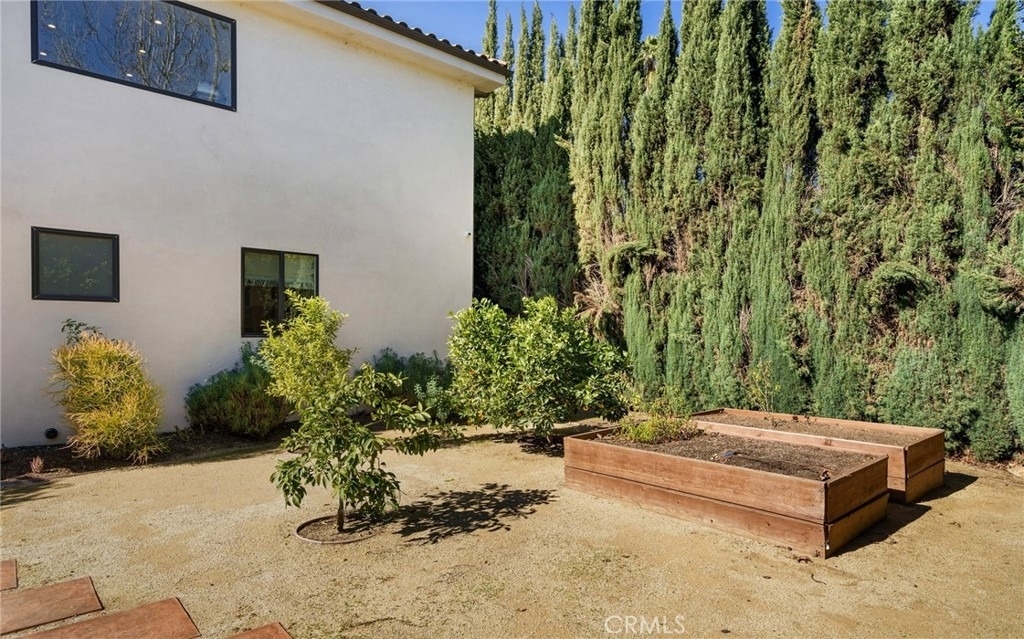 5541 Matilija Avenue - Photo 37