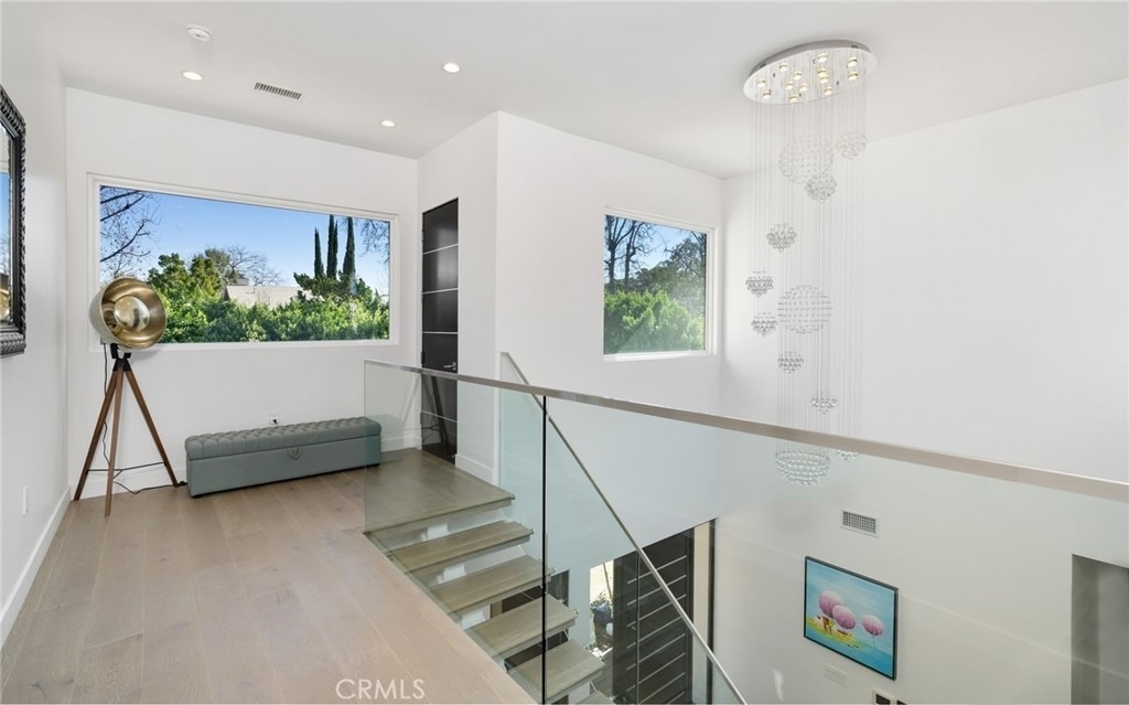 5541 Matilija Avenue - Photo 12