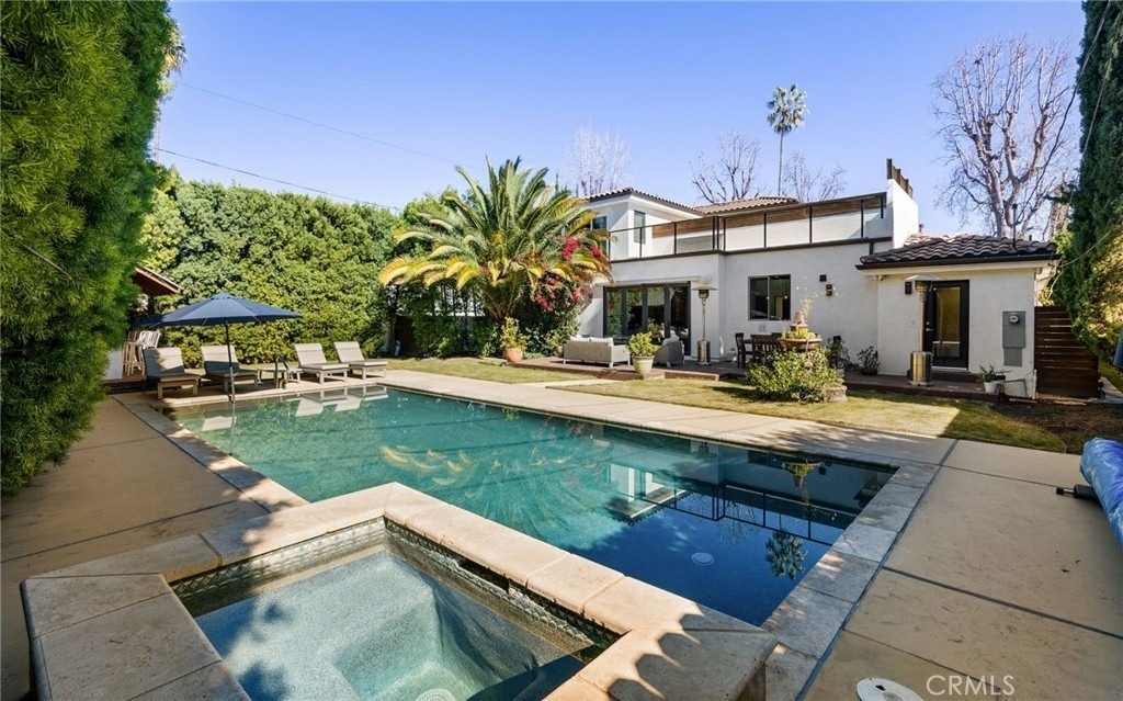 5541 Matilija Avenue - Photo 0