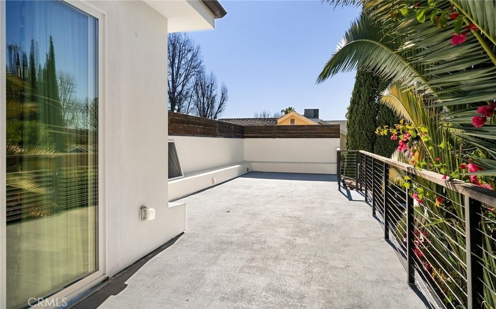 5541 Matilija Avenue - Photo 30