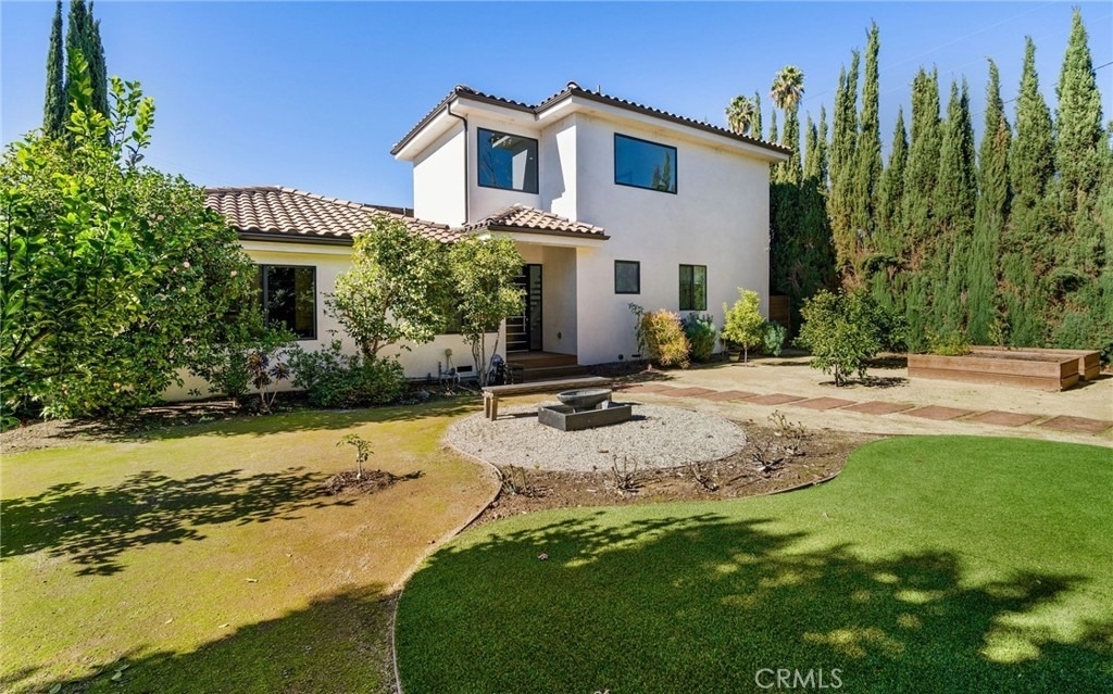 5541 Matilija Avenue - Photo 1