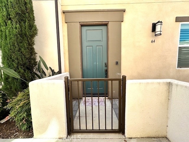 623 W Foothill Boulevard - Photo 1