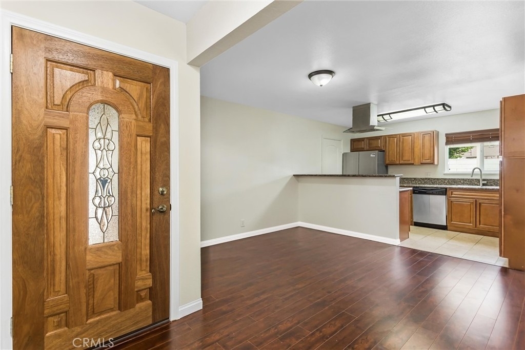 2960 Sterling - Photo 3