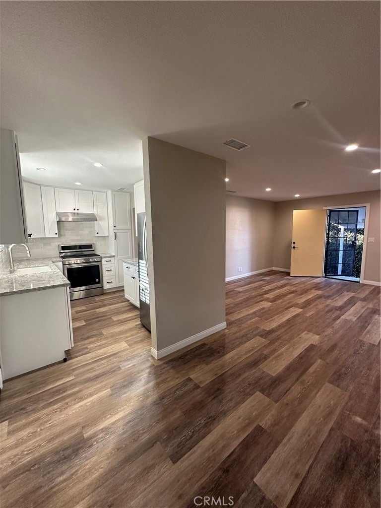 514 E Chalynn Circle - Photo 14