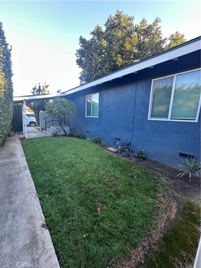 514 E Chalynn Circle - Photo 1