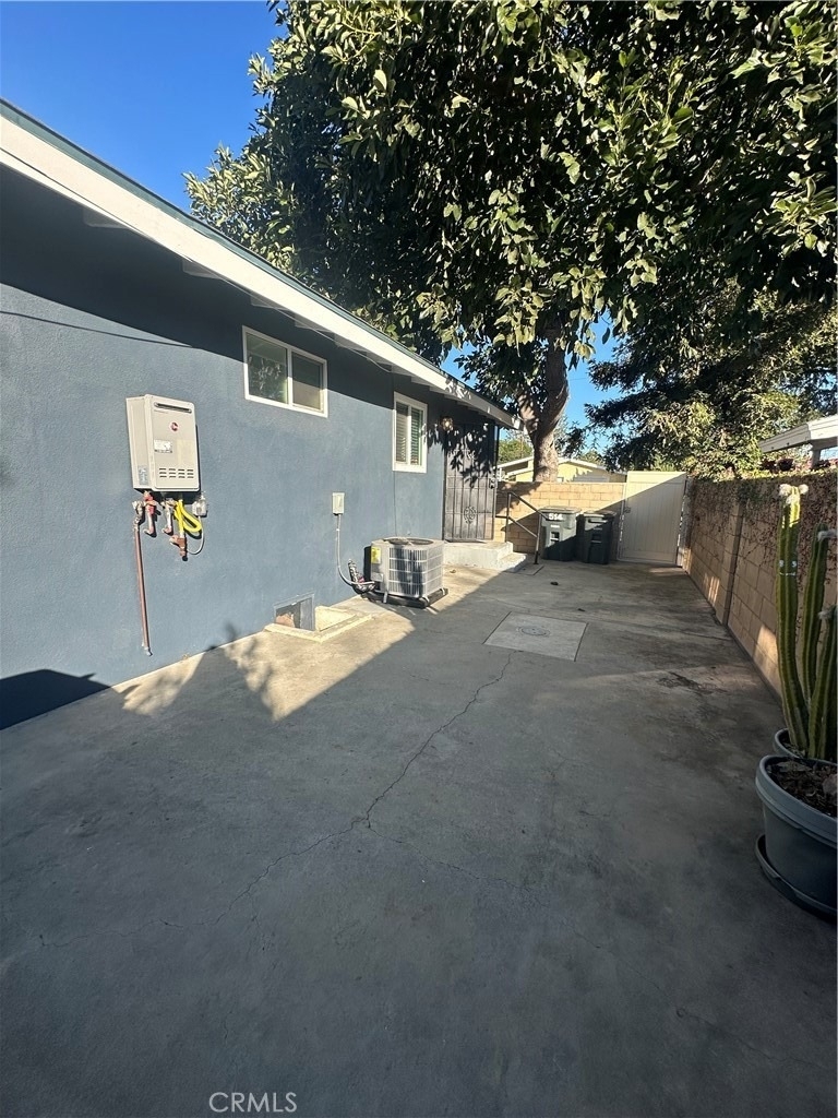 514 E Chalynn Circle - Photo 21