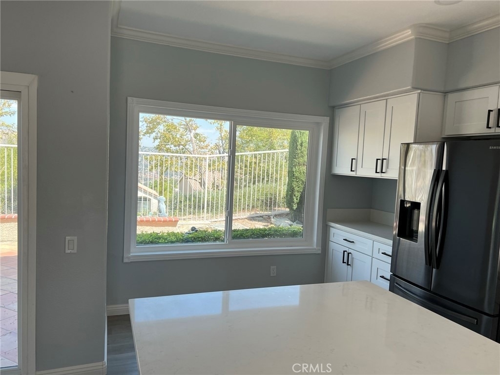 543 S Eveningsong Lane - Photo 5