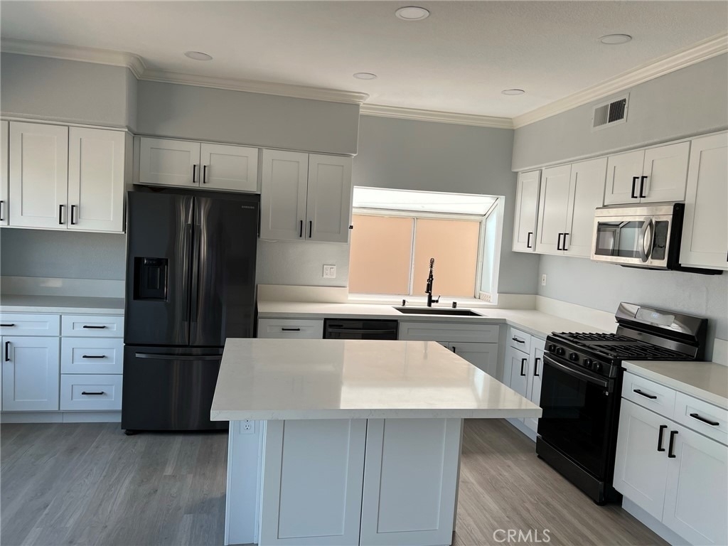 543 S Eveningsong Lane - Photo 2