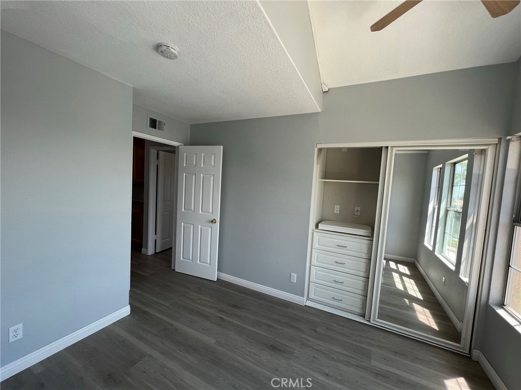 543 S Eveningsong Lane - Photo 29