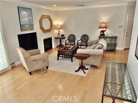 1566 Plymouth Lane - Photo 3