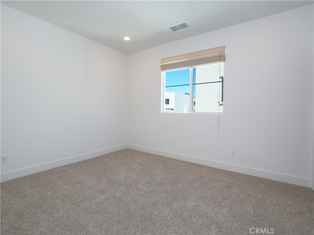 1645 W Hornet Drive - Photo 12