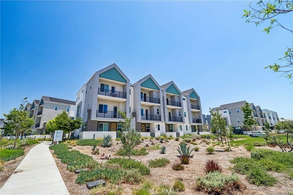 275 Sash - Photo 36