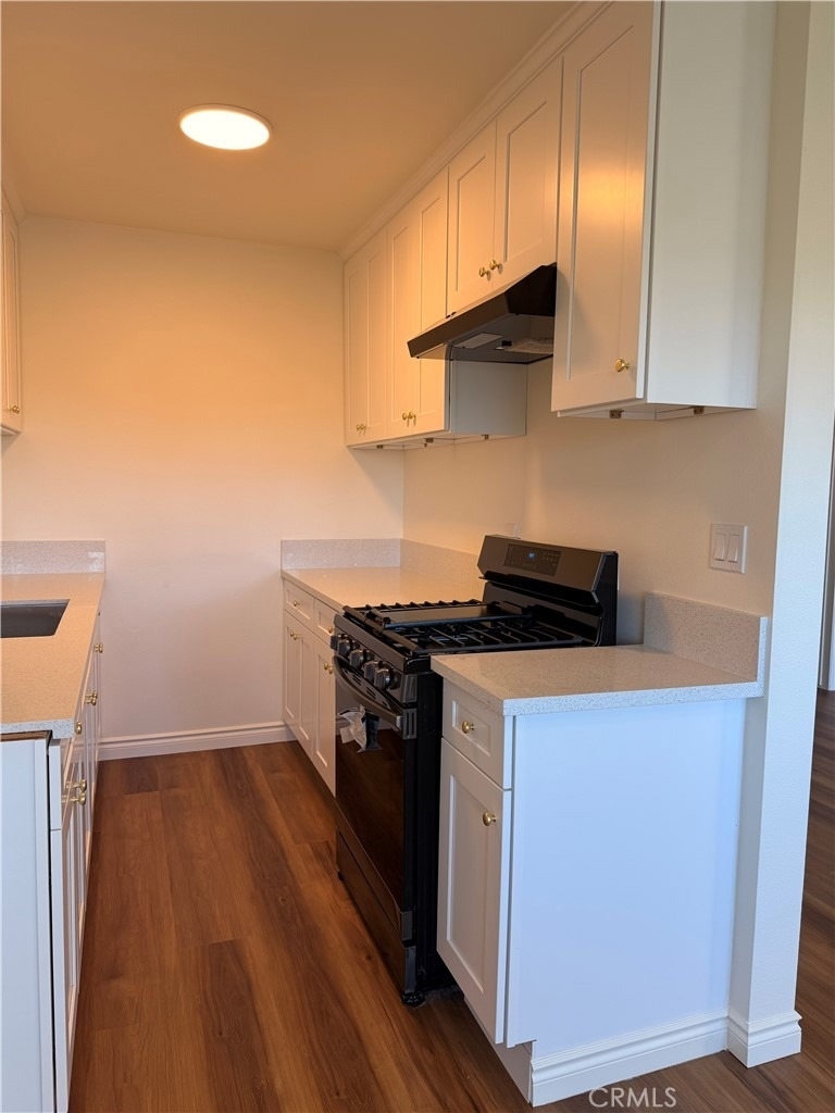 1651 Golden Gate - Photo 1