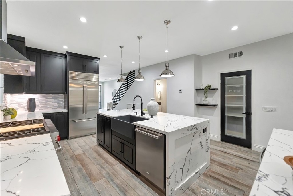 620 22nd Street - Photo 18