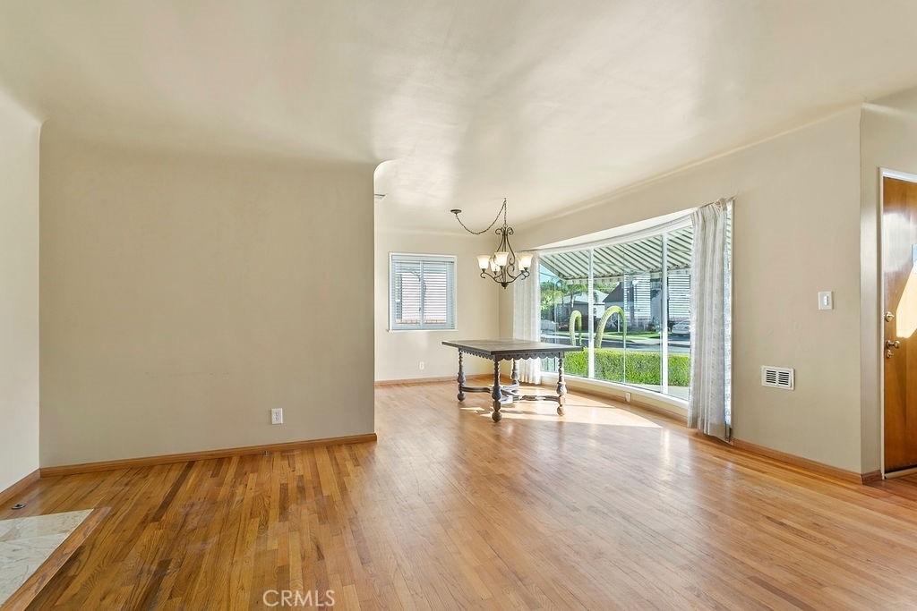 789 W Gleason Street - Photo 3