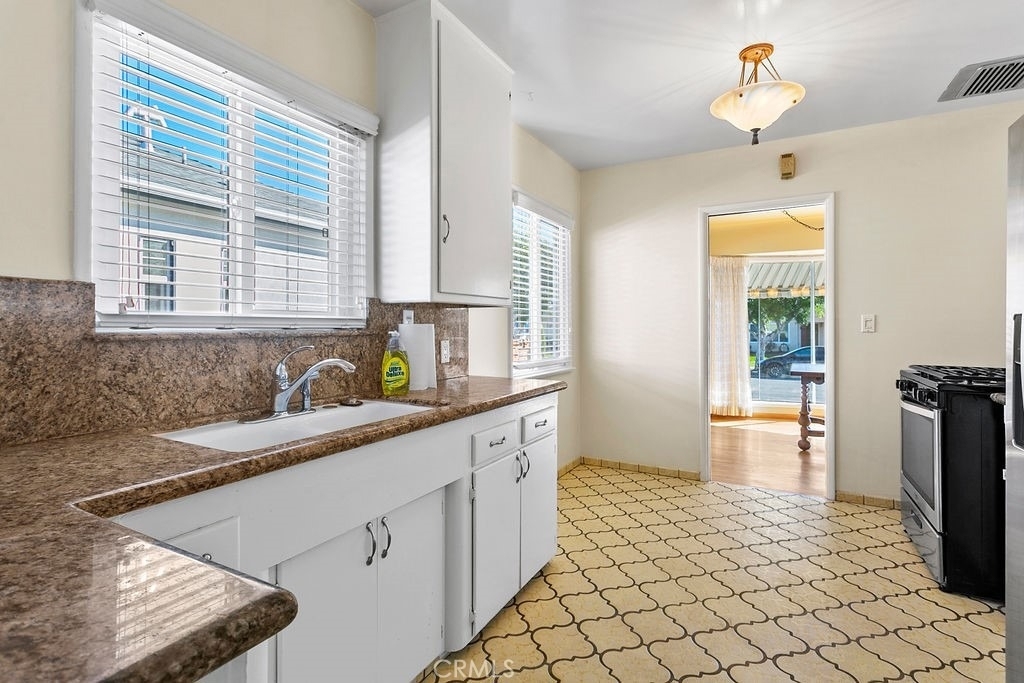 789 W Gleason Street - Photo 8