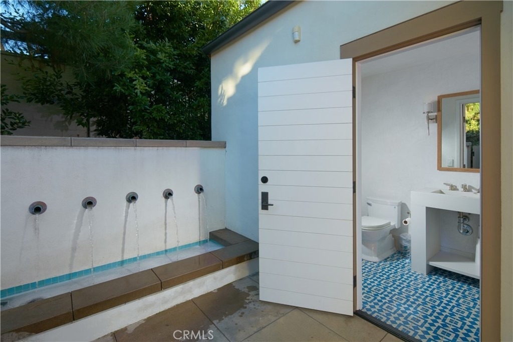 10 Shore Walk - Photo 22