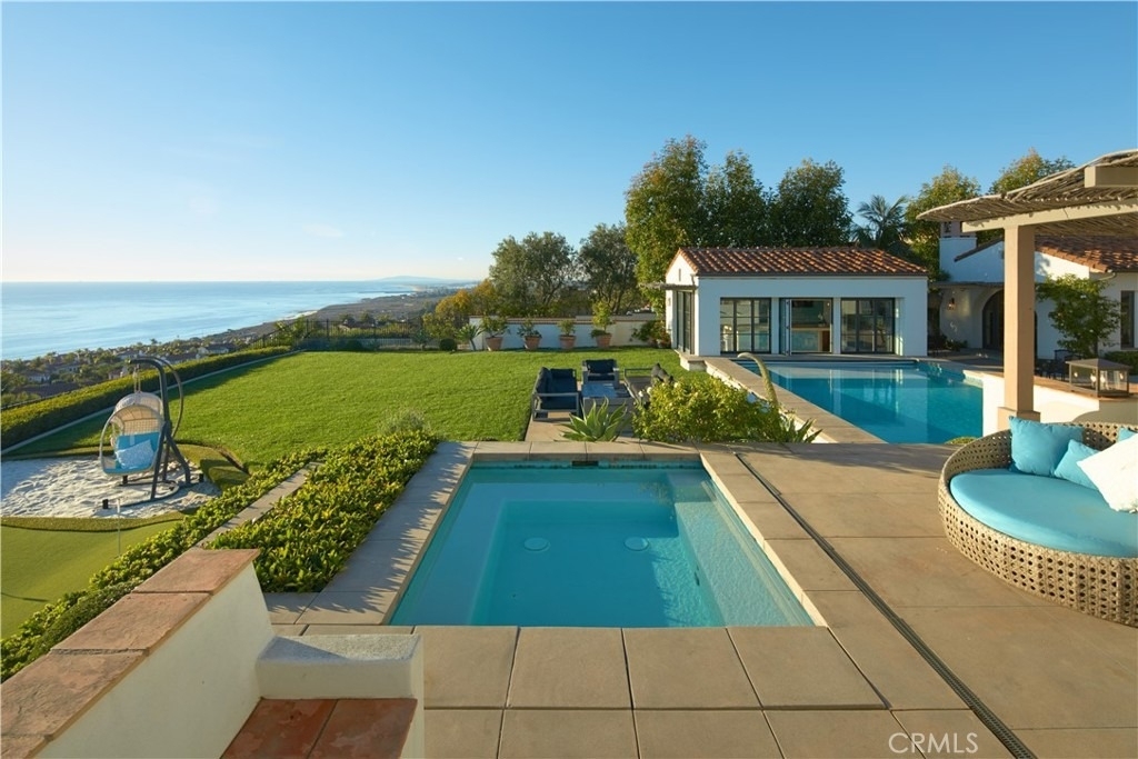 10 Shore Walk - Photo 0