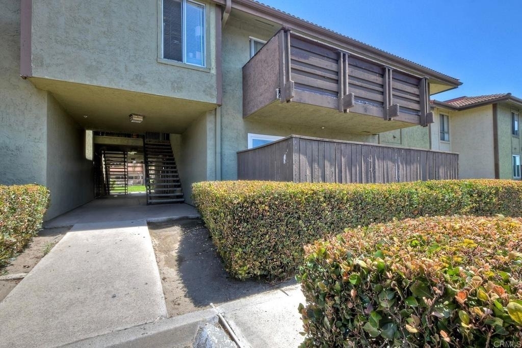 615 Fredricks Avenue - Photo 1