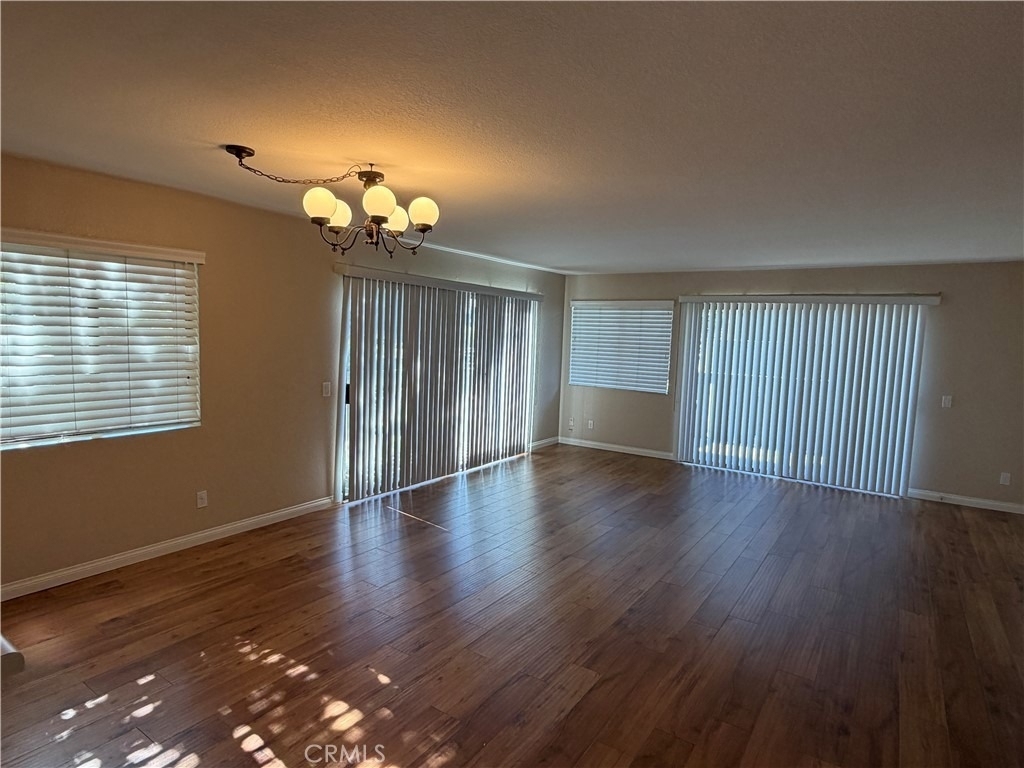3636 Sumner Avenue - Photo 2