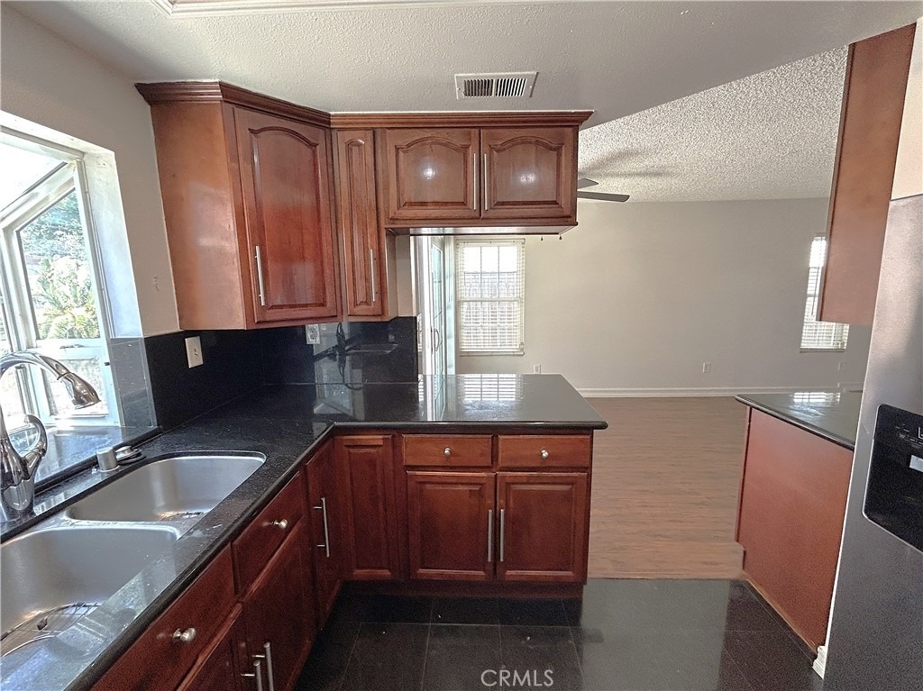3214 Canary Court - Photo 2