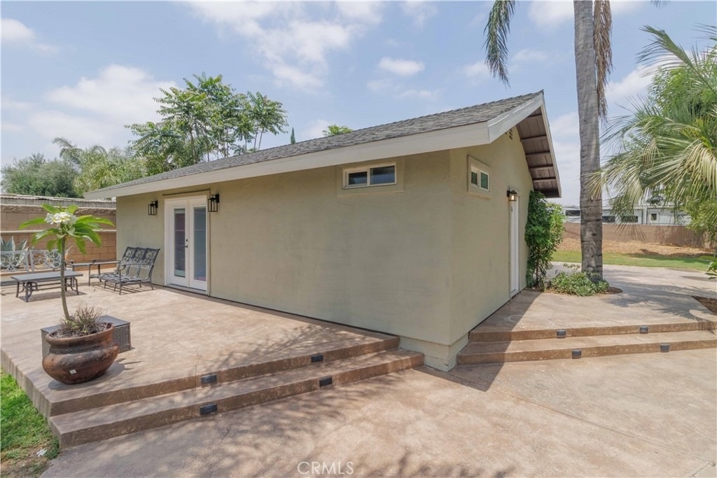 10249 Jurupa - Photo 1