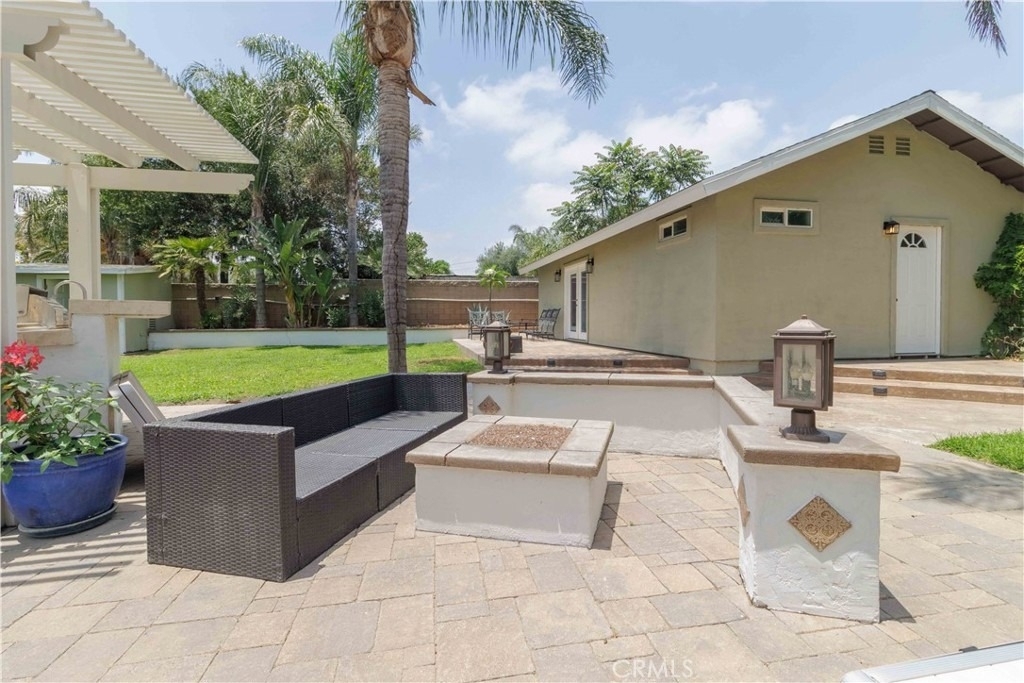 10249 Jurupa - Photo 27
