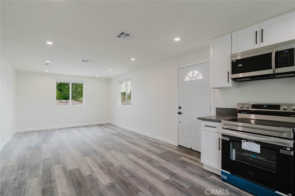 7732 Etiwanda - Photo 8