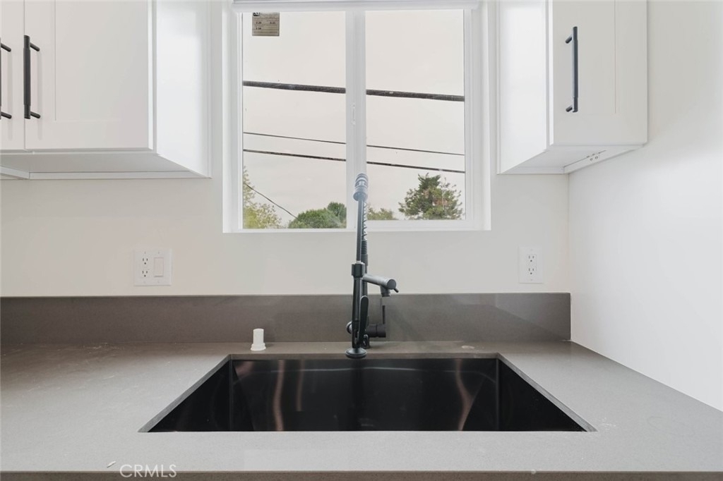 7732 Etiwanda - Photo 7