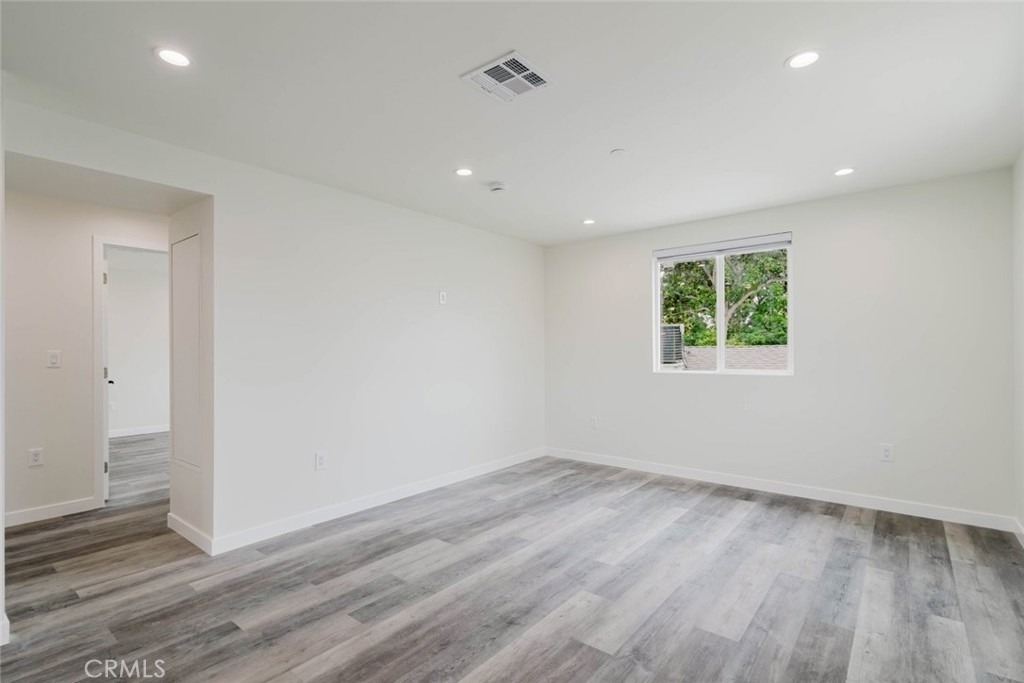 7732 Etiwanda - Photo 5