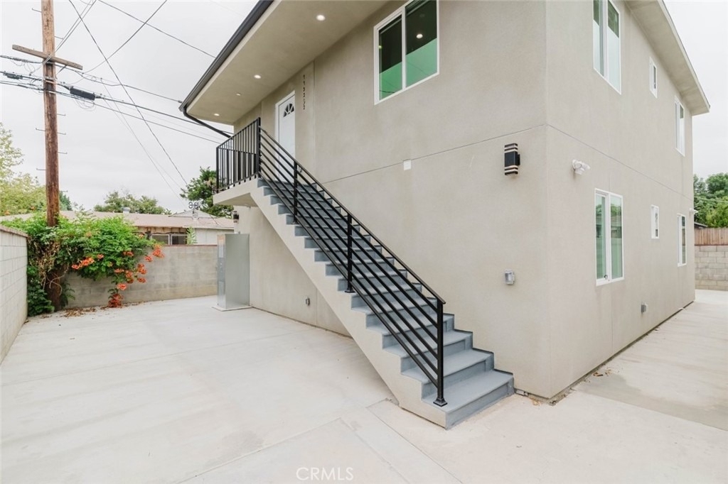 7732 Etiwanda - Photo 0